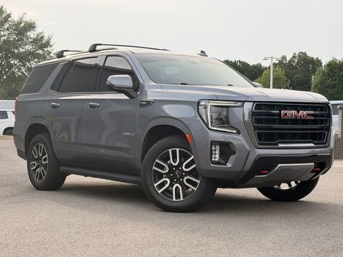 Used 2022 GMC Yukon AT4 AWD/4WD image 2