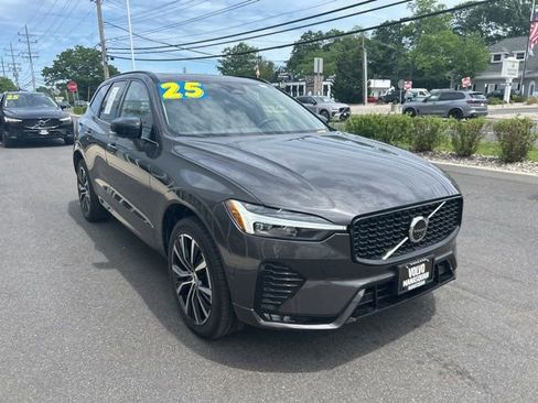Certified 2025 Volvo XC60 B5 Plus AWD/4WD image 6