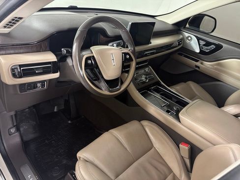 Used 2020 Lincoln Aviator Reserve w/ Equipment Group 201A AWD/4WD image 19