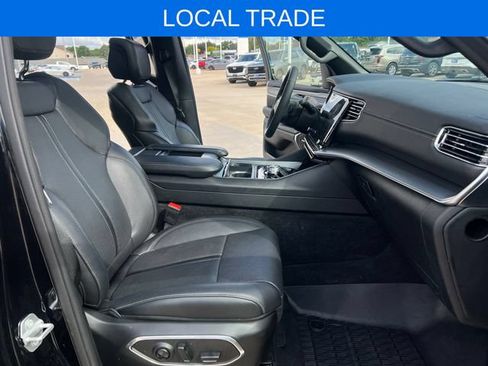 Used 2024 Jeep Wagoneer Series II AWD/4WD image 17