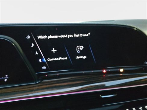 Used 2022 Cadillac Escalade Premium Luxury image 25