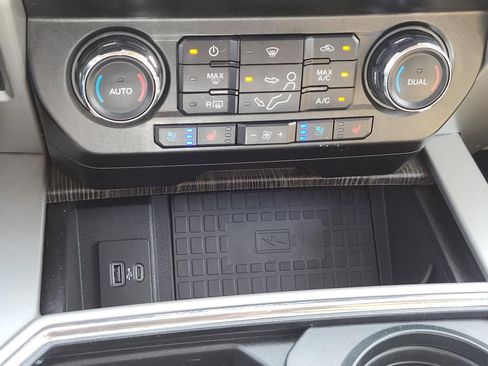 Used 2021 Ford F350 Lariat w/ Lariat Ultimate Package image 25