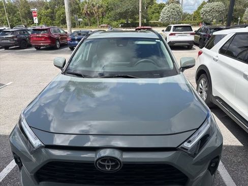 Used 2022 Toyota RAV4 XLE Premium FWD image 3