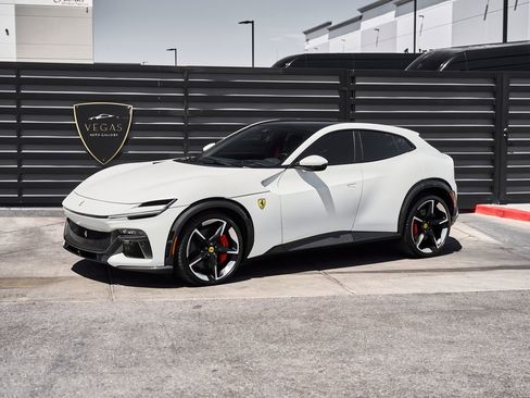 Used 2025 Ferrari Purosangue AWD/4WD image 6