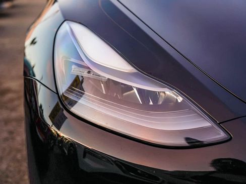 Used 2022 Tesla Model Y Performance image 4