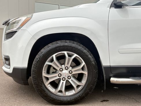 Used 2016 GMC Acadia SLT w/ Open Road Package FWD image 9