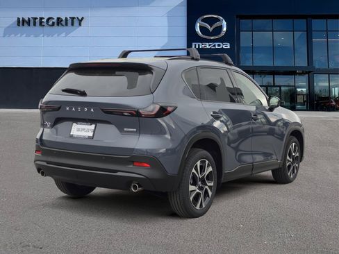 New 2026 MAZDA CX-5 Preferred image 3