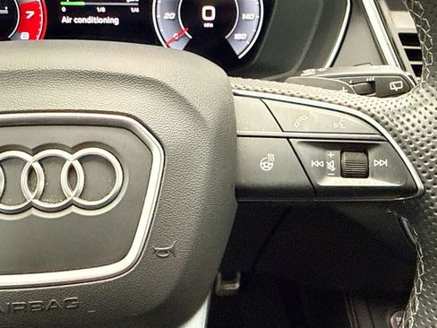 Used 2023 Audi SQ5 Premium Plus w/ Premium Plus Package AWD/4WD image 12