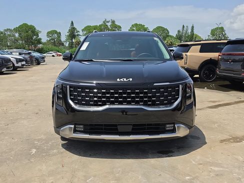 New 2026 Kia Carnival SX FWD image 3