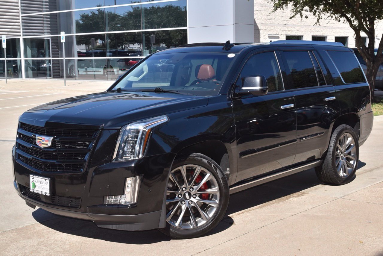 Used 2019 Cadillac Escalade Premium Luxury w/ Escalade Sport Edition AWD/4WD image 44