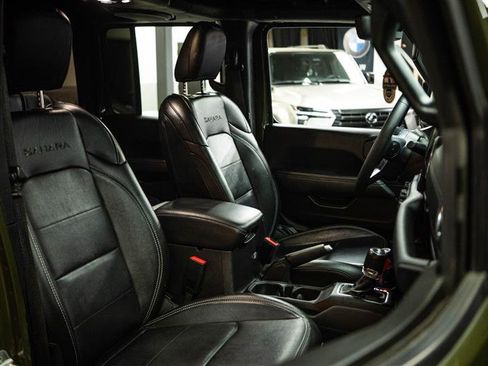 Used 2023 Jeep Wrangler Unlimited Sahara image 14