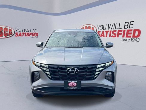 Used 2024 Hyundai Tucson SE AWD/4WD image 2