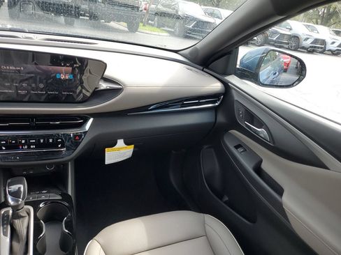 New 2026 Buick Envista Avenir FWD image 14
