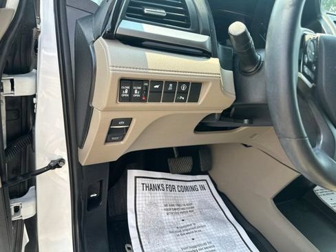 Used 2024 Honda Odyssey Touring image 36