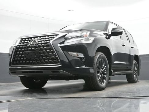 Certified 2023 Lexus GX 460 Premium w/ Premium Package AWD/4WD image 9