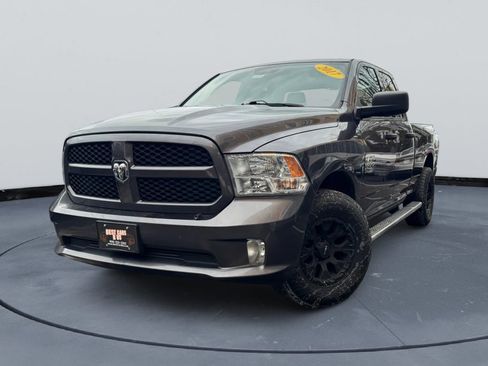 Used 2017 RAM 1500 Express w/ Express Value Package image 17