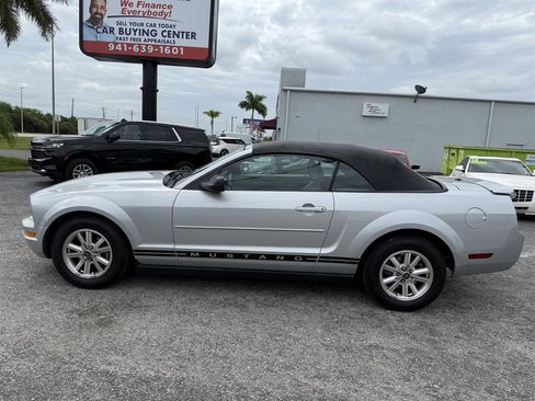 Used 2007 Ford Mustang Premium RWD image 1