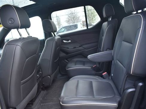 Used 2023 Chevrolet Traverse Premier w/ Redline Edition AWD/4WD image 23