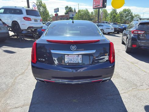 Used 2013 Cadillac XTS Platinum FWD image 6