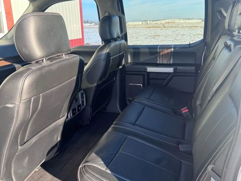Used 2020 Ford F150 Lariat image 14