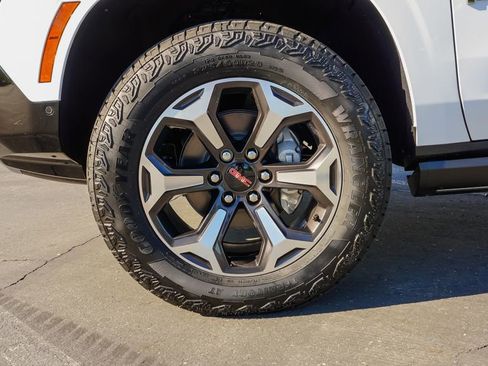 New 2026 GMC Yukon AT4 Ultimate image 7