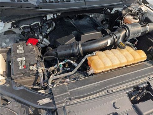 Used 2017 Ford F150 Lariat image 24