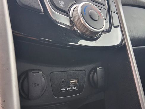 Used 2017 Hyundai Elantra GT image 19