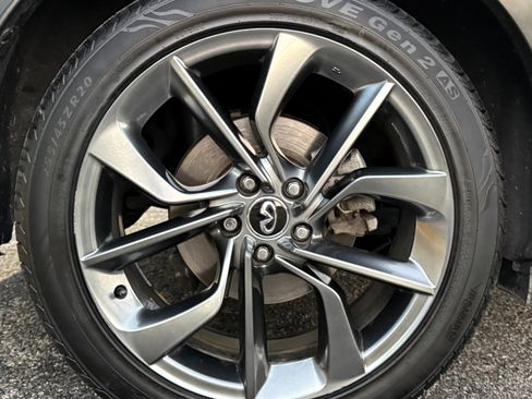 Used 2019 INFINITI QX50 Essential w/ Sensory Package image 29