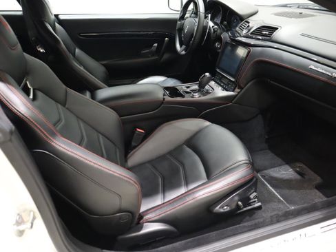 Used 2018 Maserati GranTurismo Sport image 13