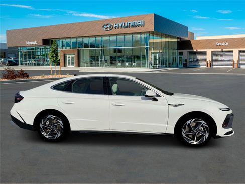 New 2026 Hyundai Sonata SEL image 9