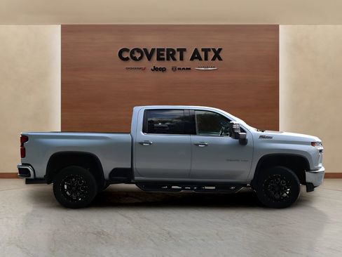 Used 2021 Chevrolet Silverado 2500 LTZ w/ LTZ Plus Package AWD/4WD image 6