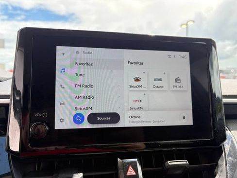 Used 2025 Toyota Corolla LE FWD image 16