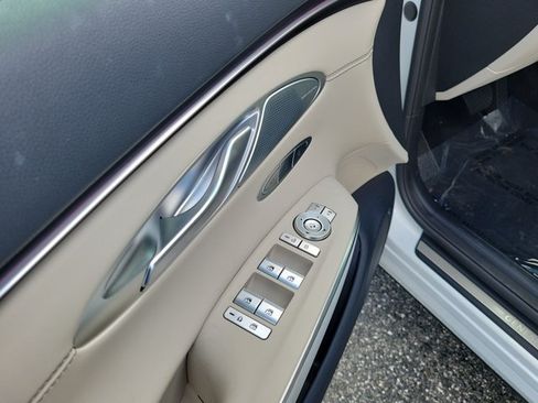 Used 2026 Genesis GV70 2.5T Advanced AWD/4WD image 18