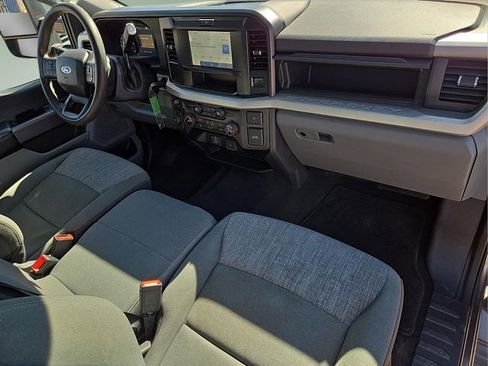Used 2025 Ford F250 XLT image 12