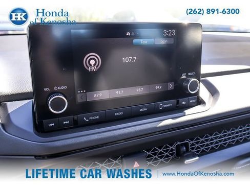 Used 2023 Honda Accord EX image 17