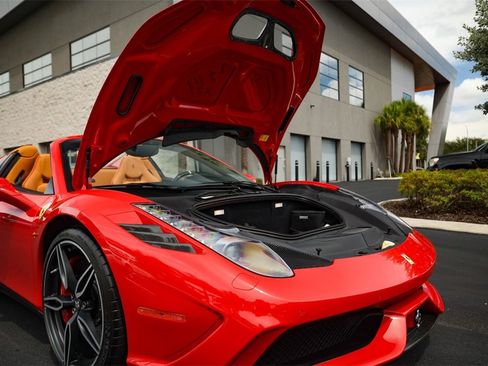 Certified 2015 Ferrari 458 Speciale A image 26