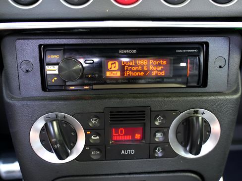 Used 2003 Audi TT 1.8T image 30