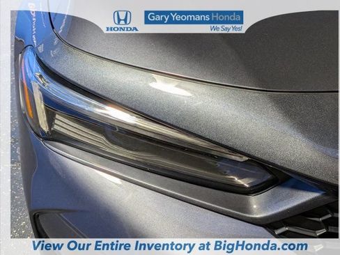 Used 2025 Honda Civic Sport image 13