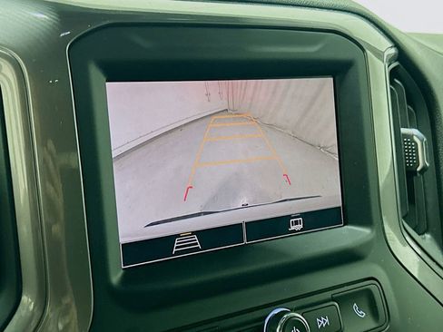 Used 2023 Chevrolet Silverado 1500 Custom image 13