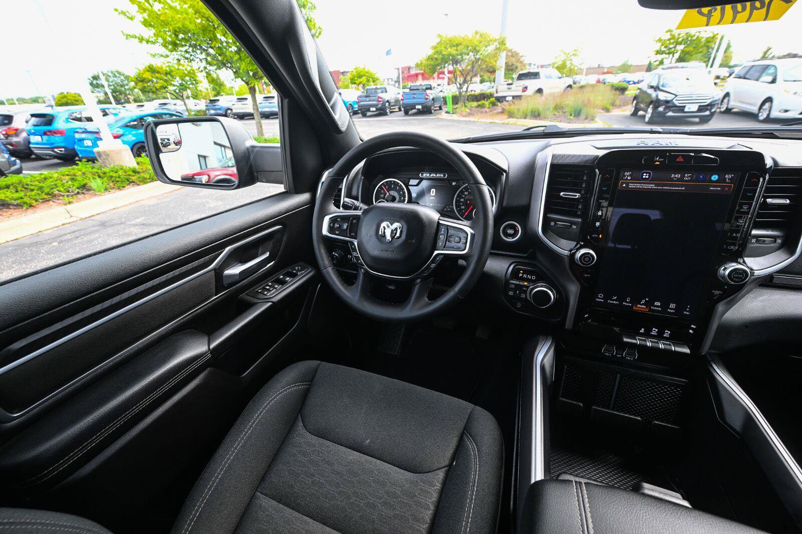 Used 2026 RAM 1500 Big Horn AWD/4WD image 32