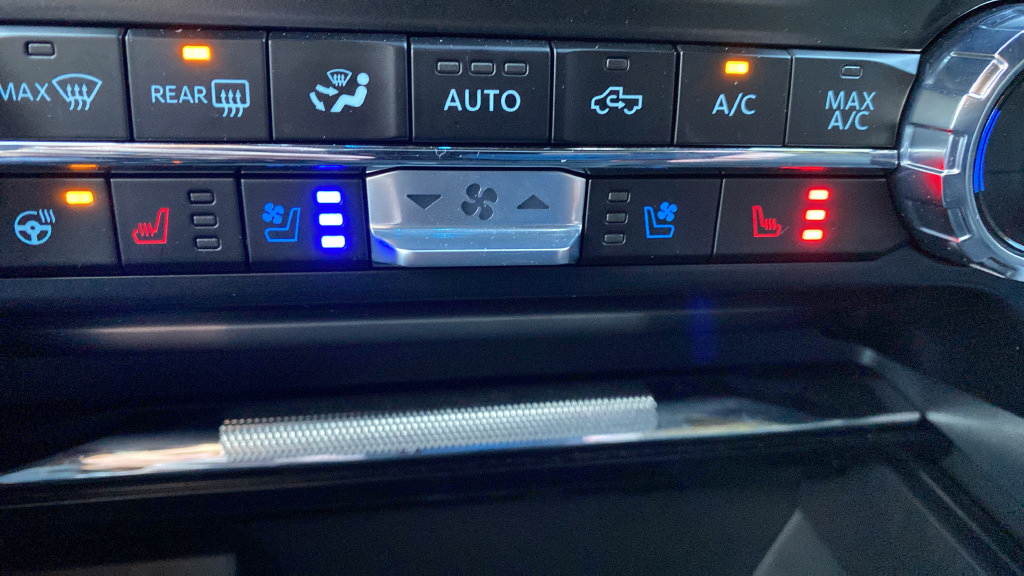 Used 2024 Ford F150 Lariat AWD/4WD image 14