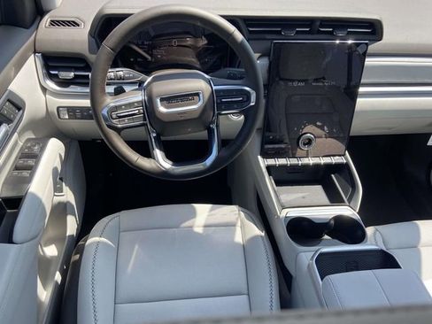 New 2026 GMC Terrain Denali AWD/4WD image 9