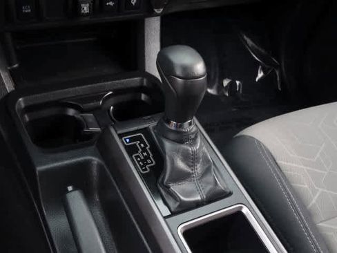 Used 2023 Toyota Tacoma TRD Off-Road image 34