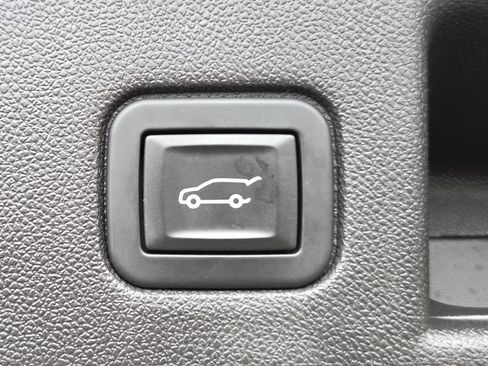 Used 2019 Chevrolet Equinox LT AWD/4WD image 26