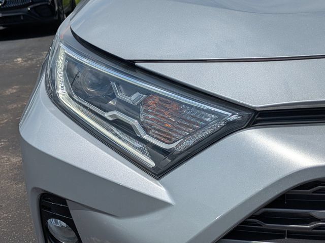 Used 2021 Toyota RAV4 XSE w/ XSE Grade Weather Package AWD/4WD image 11