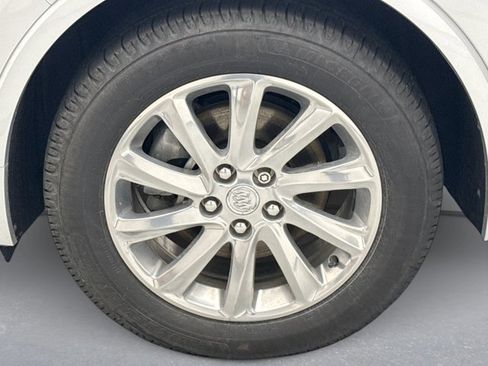 Used 2019 Buick Envision Essence image 22