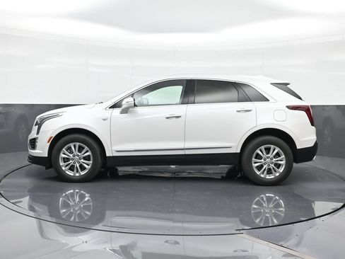 Used 2024 Cadillac XT5 Luxury FWD image 3