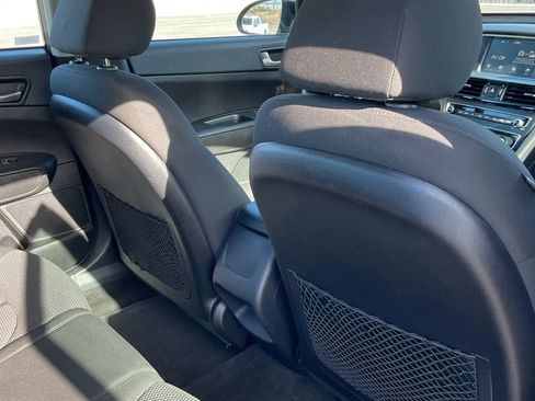 Used 2020 Kia Optima LX image 37