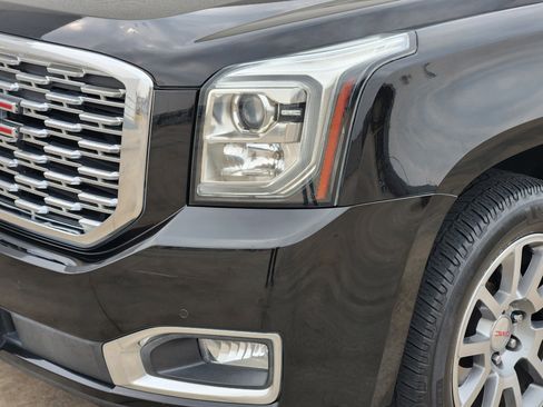 Used 2018 GMC Yukon Denali w/ Open Road Package image 8