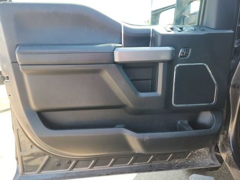 Used 2019 Ford F250 Platinum w/ Platinum Ultimate Package AWD/4WD image 24
